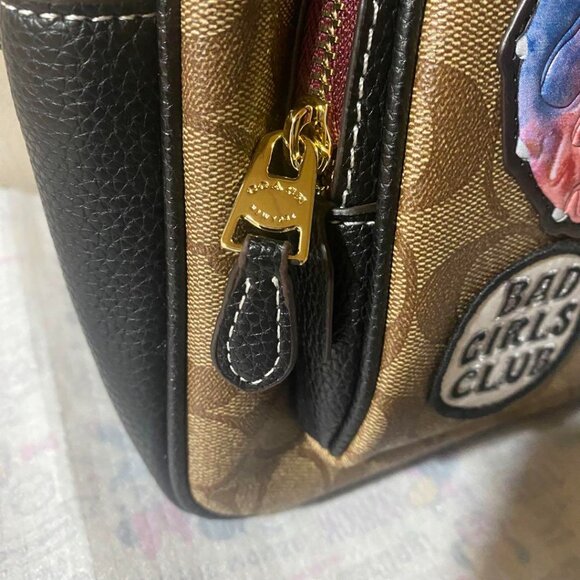 DISNEY VILLAIN COLLECTIBLE COACH BACK PACK WITH PATCHES - Picture 6 of 13